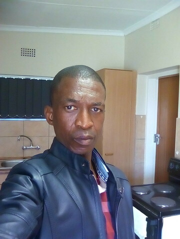 Tess10, 52 Soweto, Gauteng, South Africa