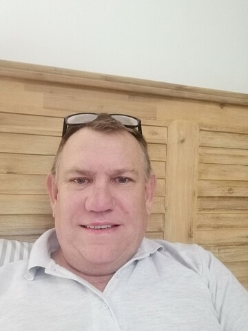 Happy mingler, 48 Sandton, Gauteng, South Africa
