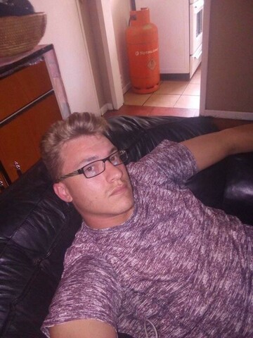Sarel2, 32 Roodepoort, Gauteng, South Africa
