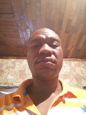 Mukinki, 35 Mabopane, Gauteng, South Africa