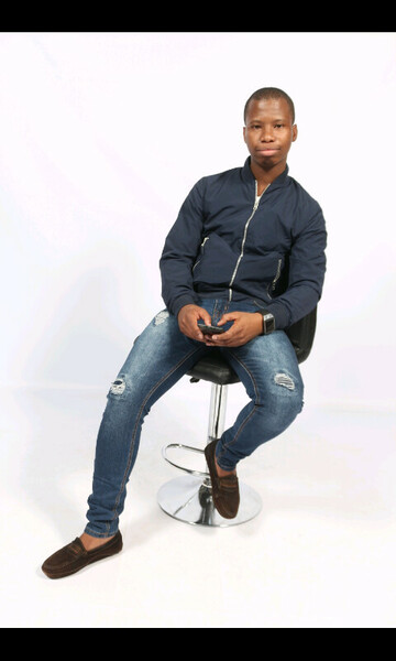 Mr Bond, 28 Centurion, Gauteng, South Africa