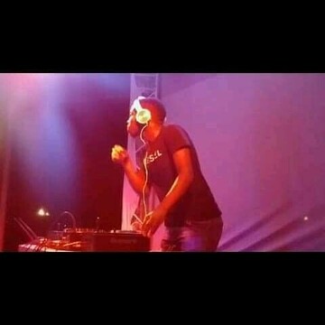 Andzo, 28 Vosloorus, Gauteng, South Africa