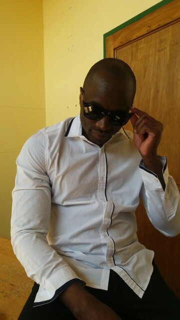Tomie Tee, 44 Krugersdorp, Gauteng, South Africa