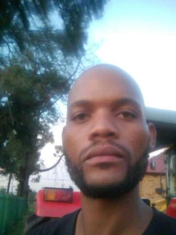 Rooi, 39 Benoni, Gauteng, South Africa