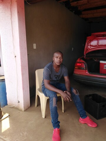 Dark horse, 33 Tembisa, Gauteng, South Africa