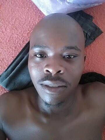 Phakamile, 32 Soweto, Gauteng, South Africa