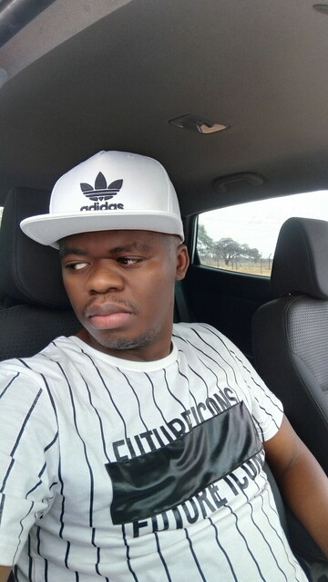 Tshiamo, 33 Rustenburg, North West, South Africa