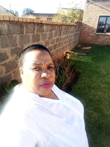 Chubby woman, 58 Soweto, Gauteng, South Africa