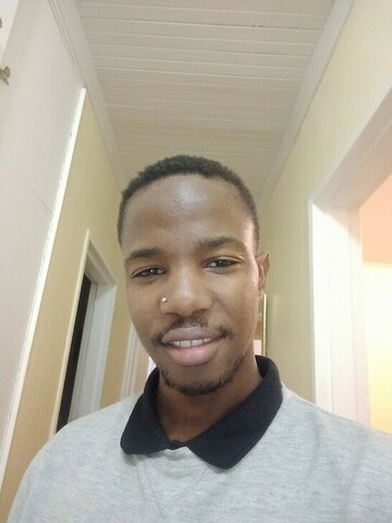 Siya Z, 27 Cape Town, Western Cape, South Africa