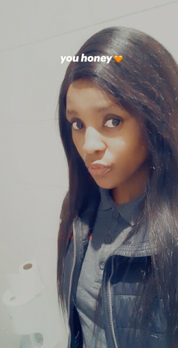Nosiza16, 33 Vosloorus, Gauteng, South Africa