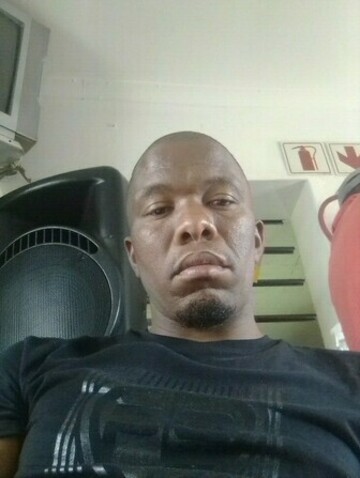 Guy..., 45 Newcastle, KwaZulu-Natal, South Africa