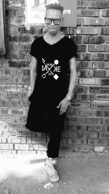 Fie kintye, 32 Johannesburg, Gauteng, South Africa