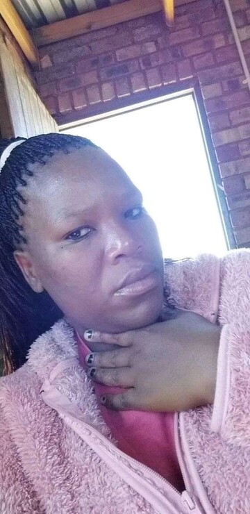 Sleeping queen, 37 Benoni, Gauteng, South Africa