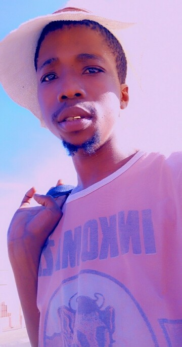 FIGOFENTSE, 30 Lenasia, Gauteng, South Africa