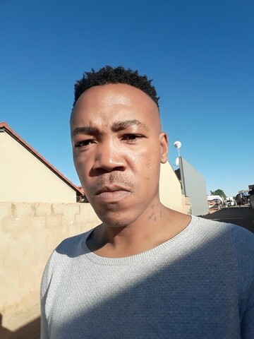 Sizwe Schaba, 37 Tembisa, Gauteng, South Africa