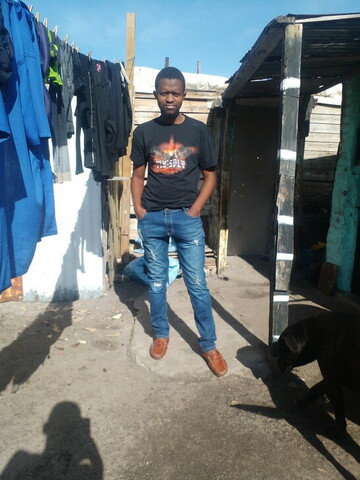 Mthunzi, 27 Grabouw, Western Cape, South Africa