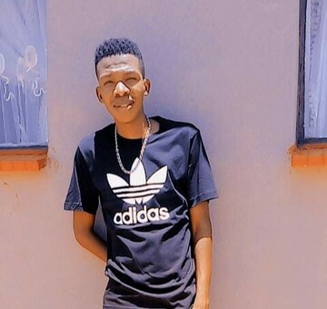 Thobza, 30 Katlehong, Gauteng, South Africa