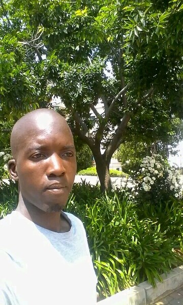 Leon, 35 Krugersdorp, Gauteng, South Africa