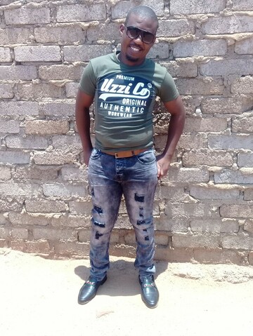 Bra d, 30 Soshanguve, Gauteng, South Africa