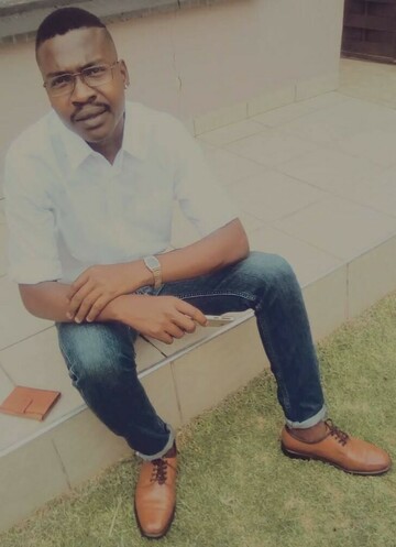 Mr Nkomo, 33 Benoni, Gauteng, South Africa