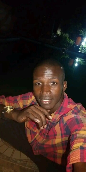 Maxi, 30 Queenstown, Eastern Cape, South Africa