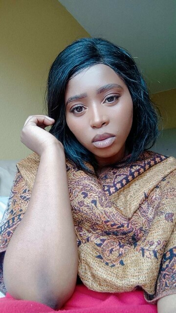 Zeeeezz, 31 Kempton Park, Gauteng, South Africa
