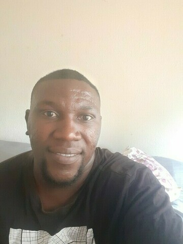 Johanes, 32 Johannesburg, Gauteng, South Africa
