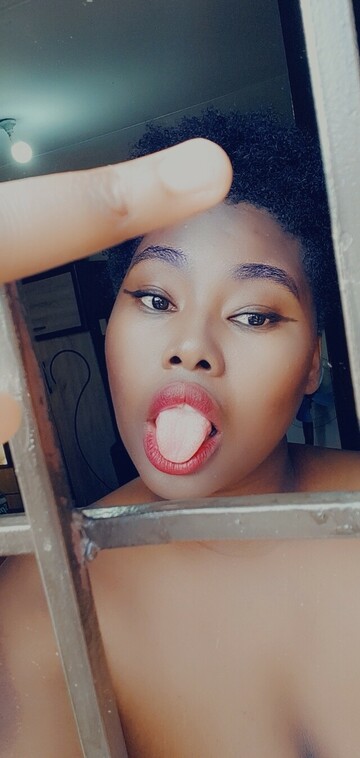 mika, 23 Soweto, Gauteng, South Africa