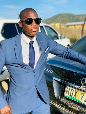 khanya R, 22 East London, Eastern Cape, South Africa