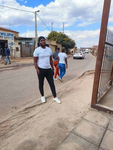 MfanaKaGogo129, 28 Johannesburg, Gauteng, South Africa