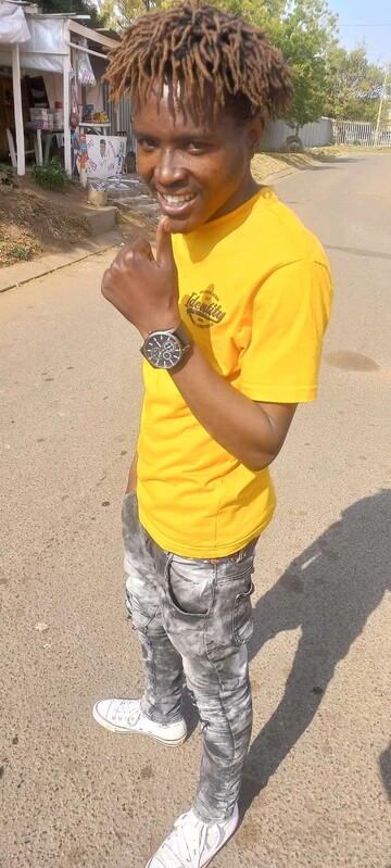 Sphenga, 29 Vosloorus, Gauteng, South Africa