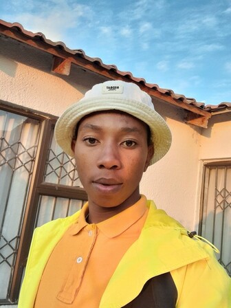 Nazri, 24 Rustenburg, North West, South Africa