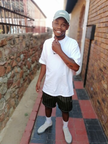 Teebluh, 28 Soshanguve, Gauteng, South Africa
