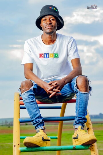 MacDee Siyaa, 25 KwaMhlanga, Mpumalanga, South Africa