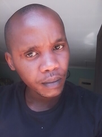 Sbani, 32 Durban, KwaZulu-Natal, South Africa