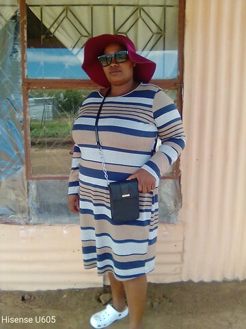 Sellwi, 35 Phuthaditjhaba, Free State, South Africa