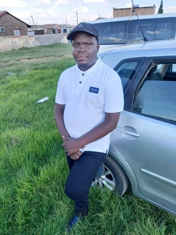 Thomas, 38 Roodepoort, Gauteng, South Africa