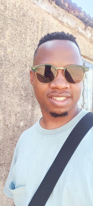 Sibu, 34 Soweto, Gauteng, South Africa