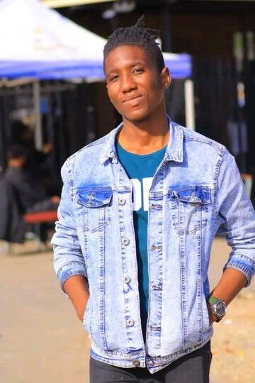 Teezey, 24 Midrand, Gauteng, South Africa