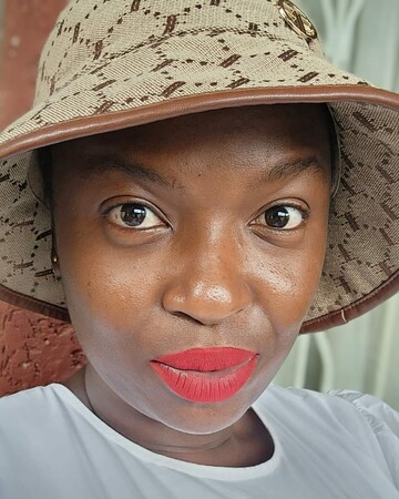 LuuC, 35 Pretoria, Gauteng, South Africa