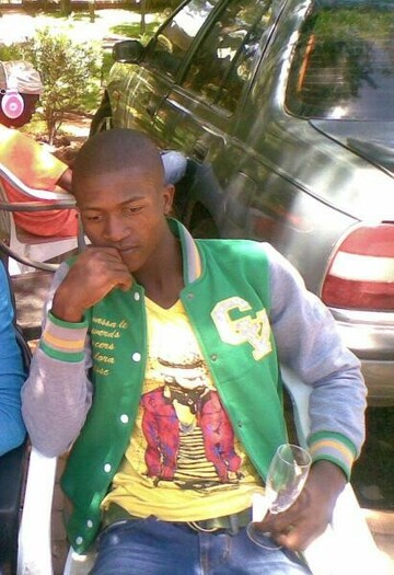 Petsam, 35 Brits, North West, South Africa