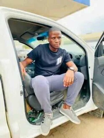 Ronelwe, 25 Pretoria, Gauteng, South Africa