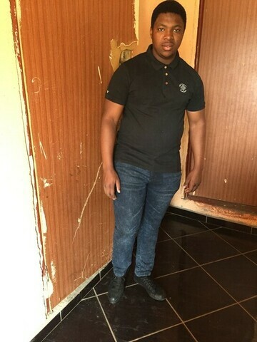 Topless, 32 Polokwane, Limpopo, South Africa