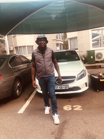 Sthokzin shenge, 37 Johannesburg South, Gauteng, South Africa