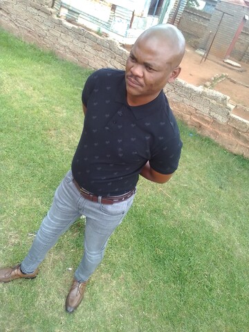 Lonely 320, 39 Soshanguve, Gauteng, South Africa