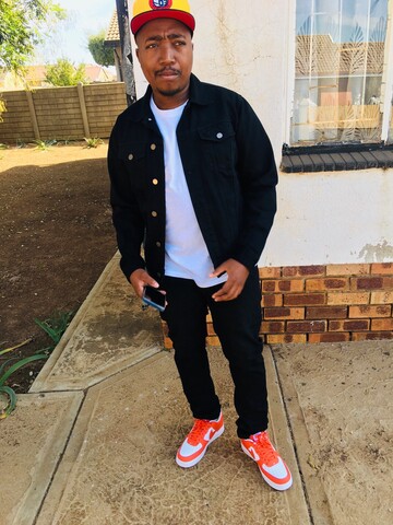 Peter, 26 Evaton, Gauteng, South Africa