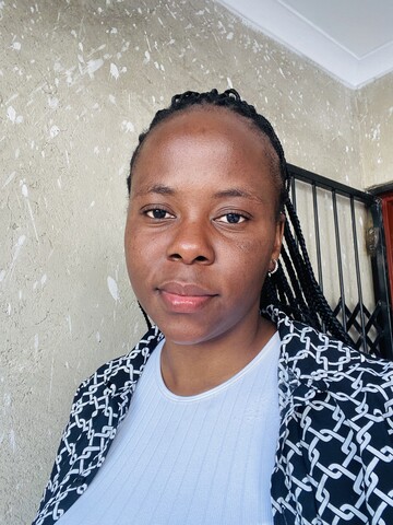 Queen B, 29 Acornhoek, Mpumalanga, South Africa