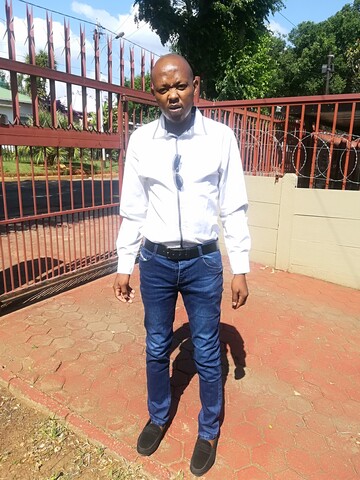 Neyo, 42 Roodepoort, Gauteng, South Africa