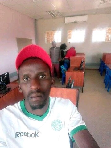 Lucky, 37 Germiston, Gauteng, South Africa