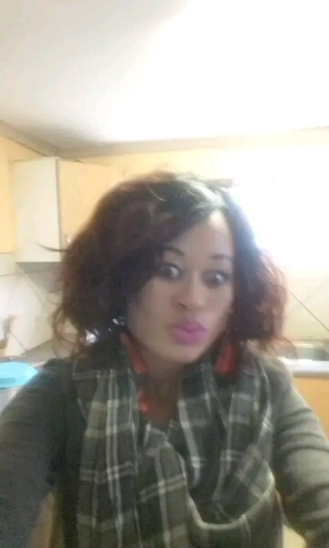 Sharon, 37 Hartbeespoort, North West, South Africa